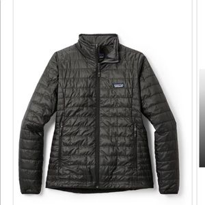 Patagonia Nano Puff Jacket  Women's size medium gently used
